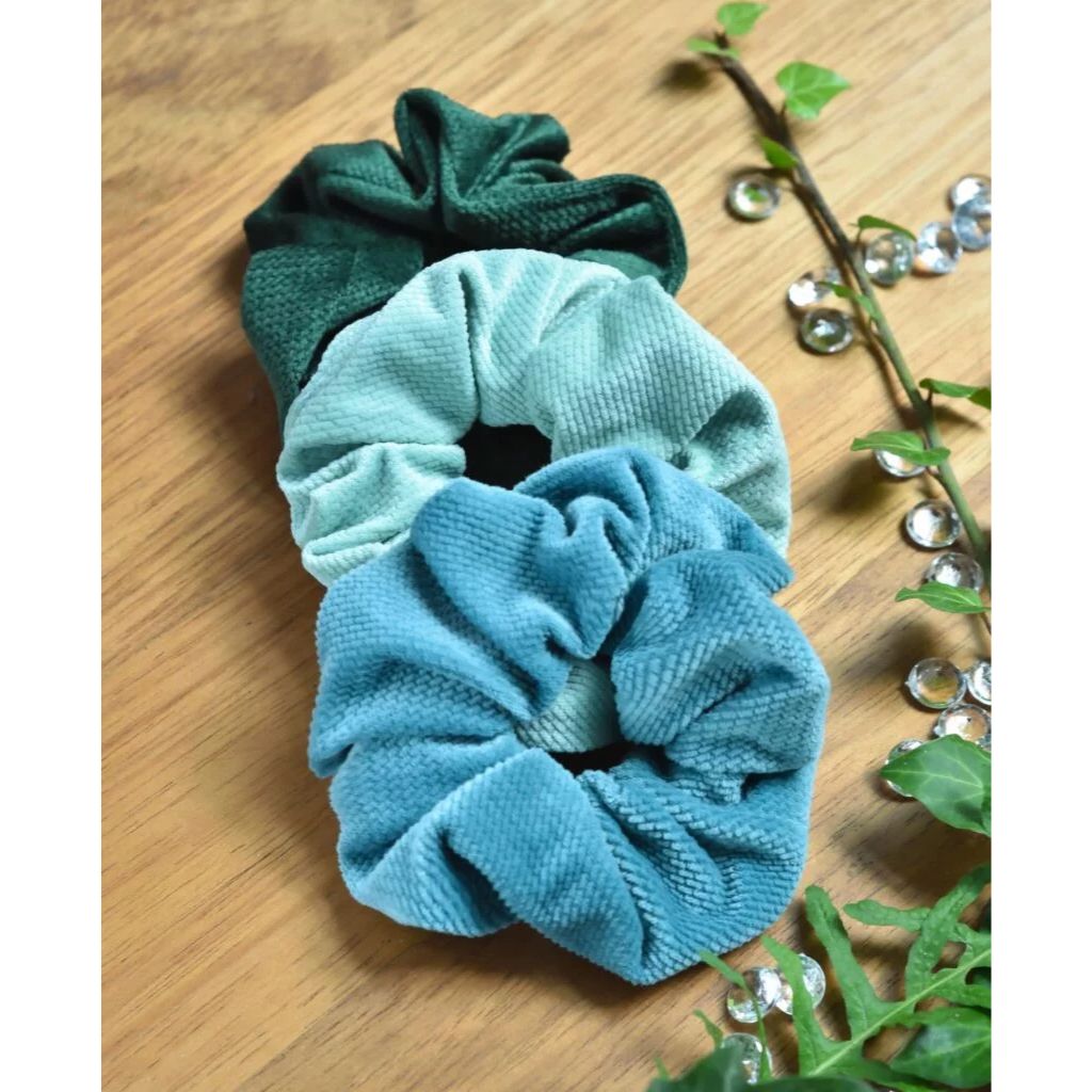 Velvet Scrunchie hajgumi - emerald